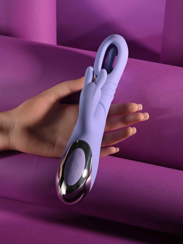 Alternative view of Playboy Tap Me In