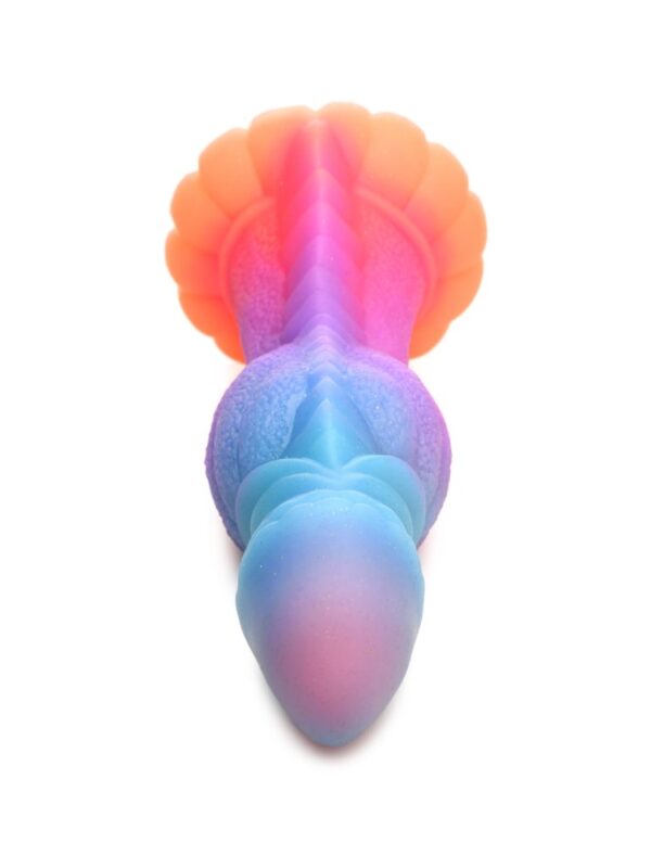 Top-down view of the Galactic Cock tip with the suction cup base behind it